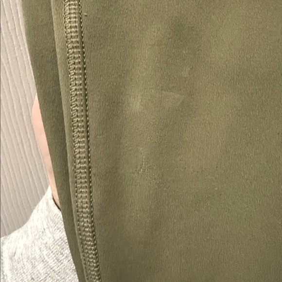 Under Armour Green Women’s Joggers Size Small - Picture 5 of 5